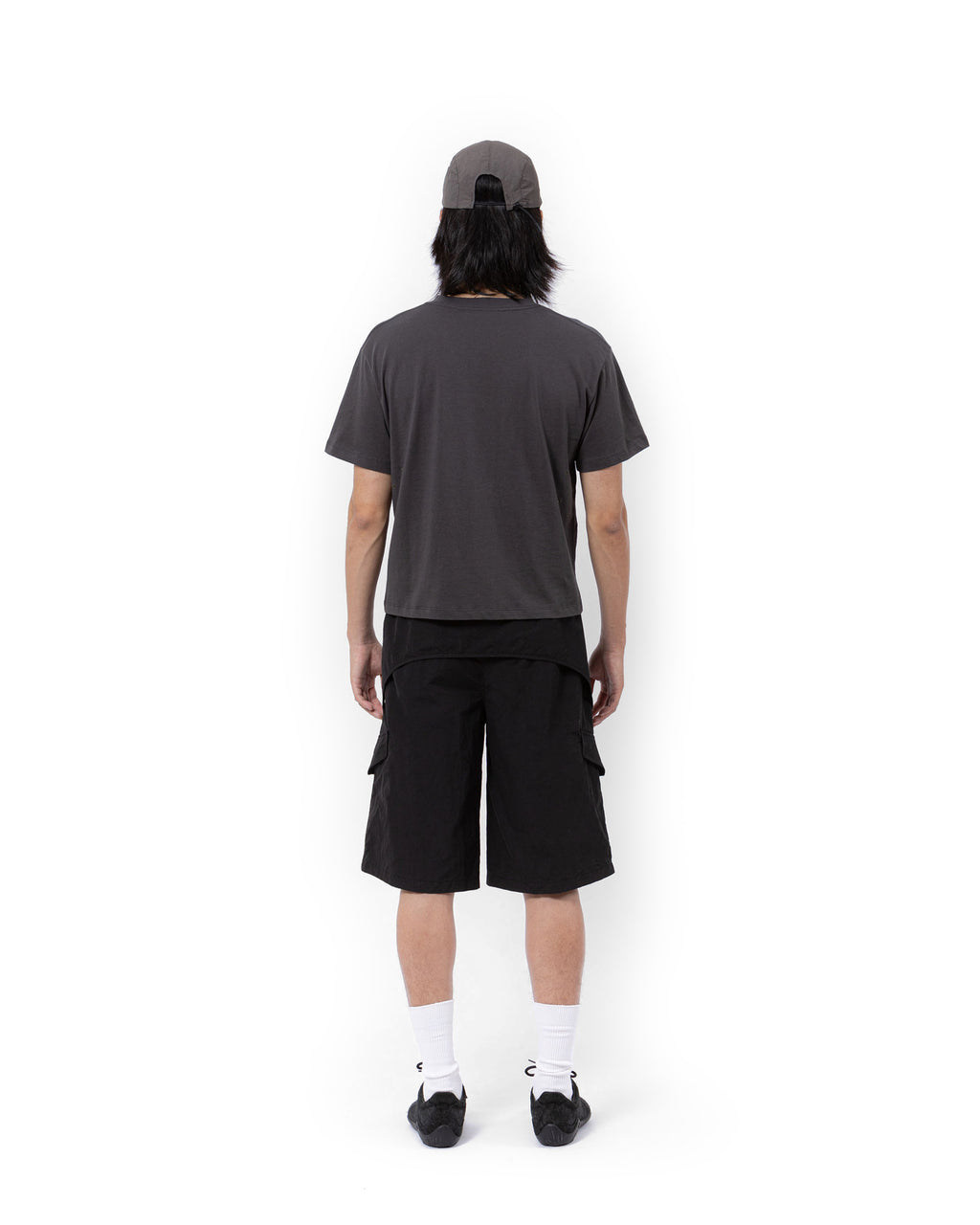 MITTE CARGO SHORTS - BLACK