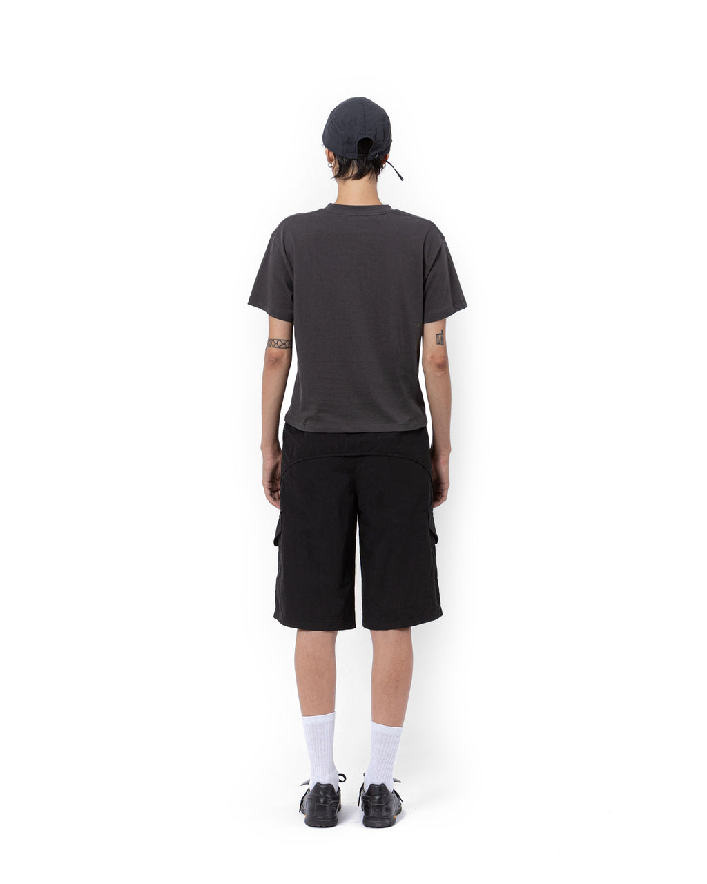 MITTE CARGO SHORTS - BLACK